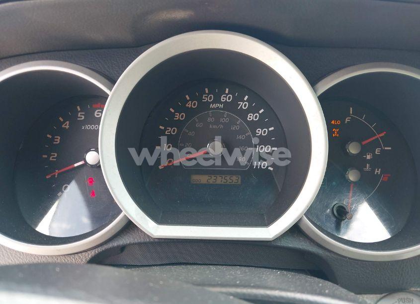 Photo 7 of 2006 Toyota 4runner SR5 V8 (VIN JTEBT14R360059675)