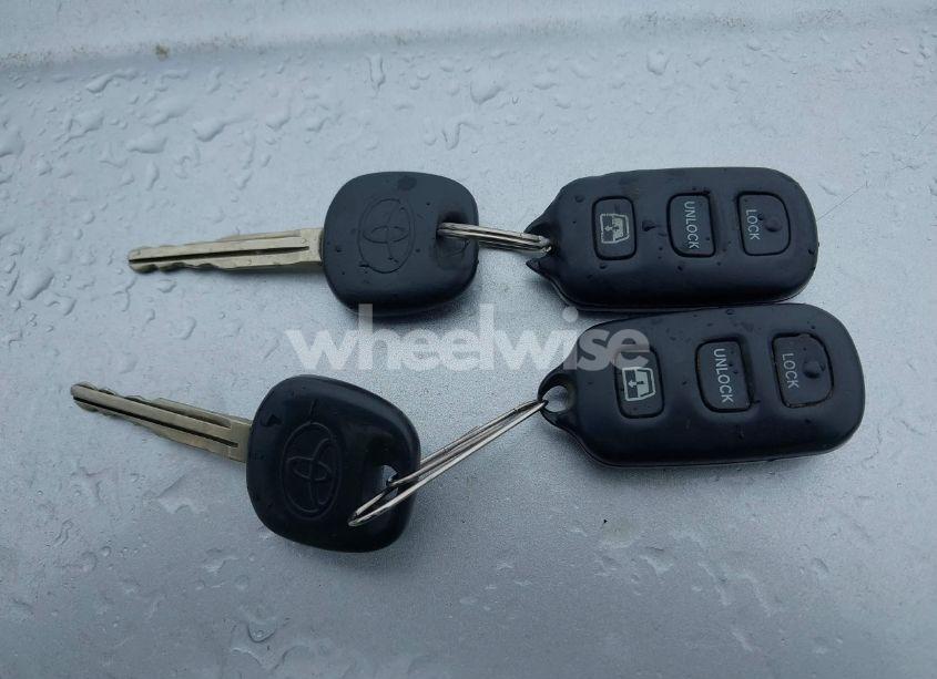 Photo 11 of 2003 Toyota 4runner SR5 V8 (VIN JTEBT14R530017617)