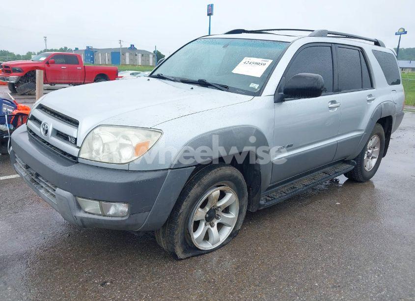 Photo 2 of 2003 Toyota 4runner SR5 V8 (VIN JTEBT14R530017617)