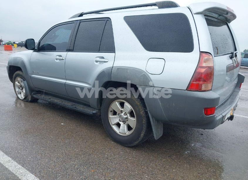 Photo 3 of 2003 Toyota 4runner SR5 V8 (VIN JTEBT14R530017617)