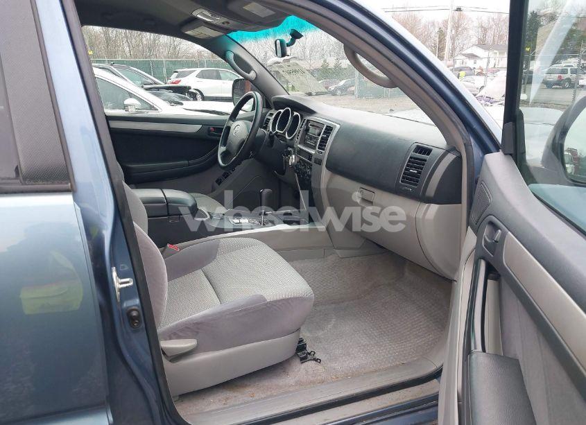 Photo 5 of 2005 Toyota 4runner SR5 V8 (VIN JTEBT14R550056680)