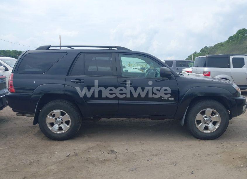 Photo 13 of 2005 Toyota 4runner SR5 V8 (VIN JTEBT14R750055384)