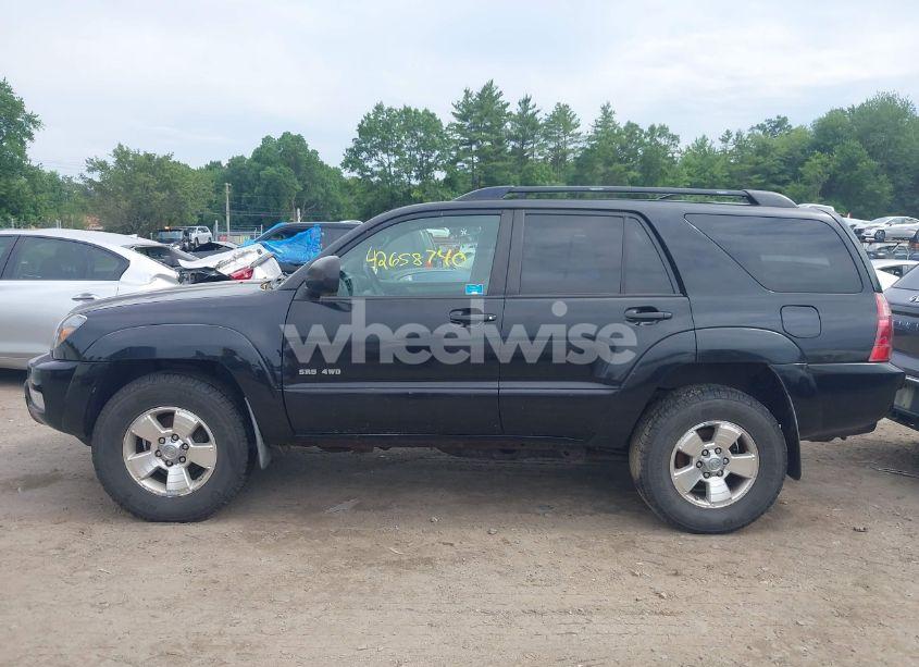 Photo 14 of 2005 Toyota 4runner SR5 V8 (VIN JTEBT14R750055384)