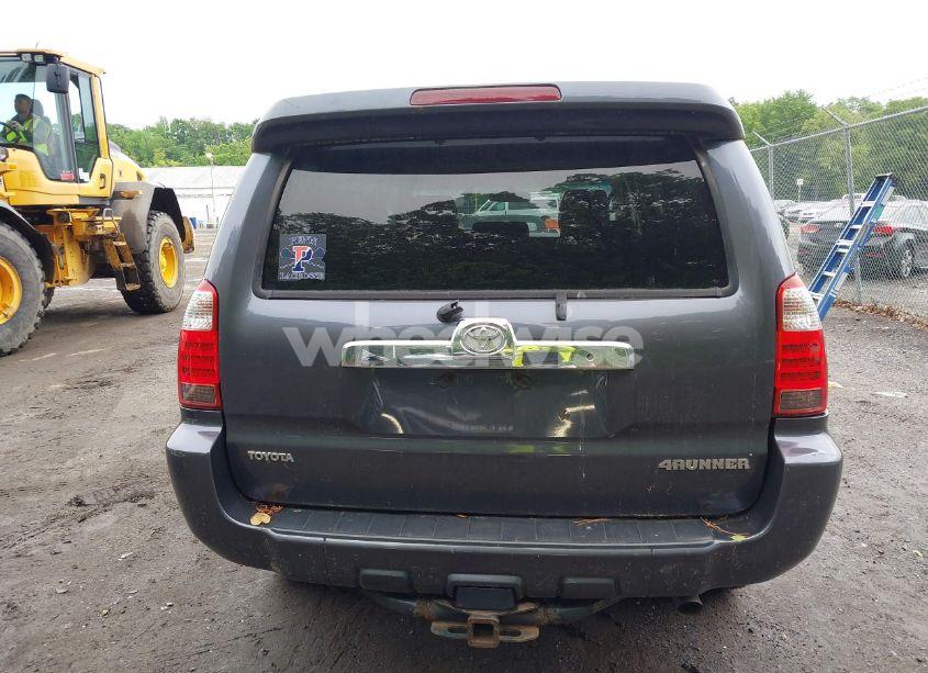 Photo 16 of 2006 Toyota 4runner SR5 V8 (VIN JTEBT14R768029080)