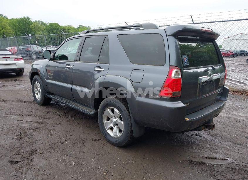 Photo 3 of 2006 Toyota 4runner SR5 V8 (VIN JTEBT14R768029080)