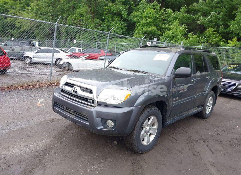 Photo 6 of 2006 Toyota 4runner SR5 V8 (VIN JTEBT14R768029080)