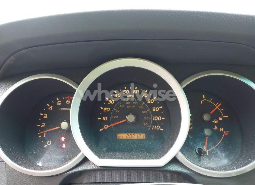 Photo 7 of 2006 Toyota 4runner SR5 V8 (VIN JTEBT14R768029080)