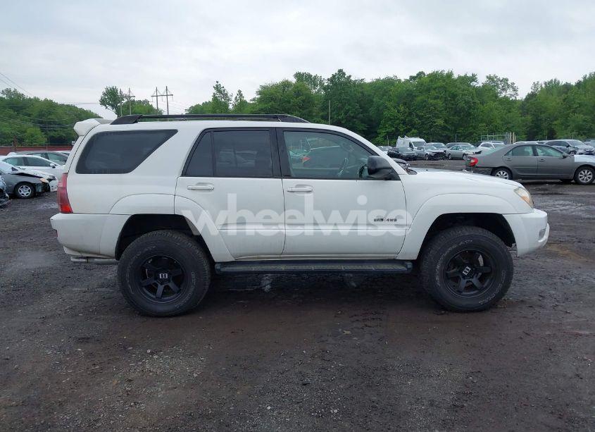 Photo 13 of 2005 Toyota 4runner SR5 V8 (VIN JTEBT14R858022055)
