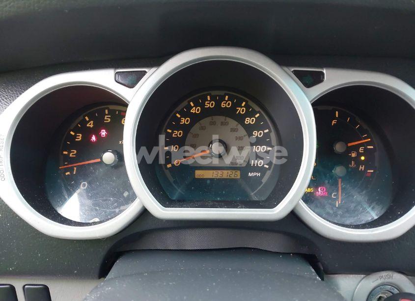 Photo 7 of 2005 Toyota 4runner SR5 V8 (VIN JTEBT14R858022055)