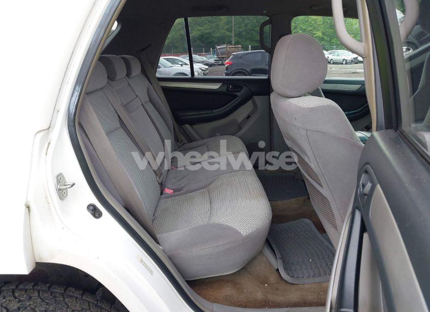 Photo 8 of 2005 Toyota 4runner SR5 V8 (VIN JTEBT14R858022055)