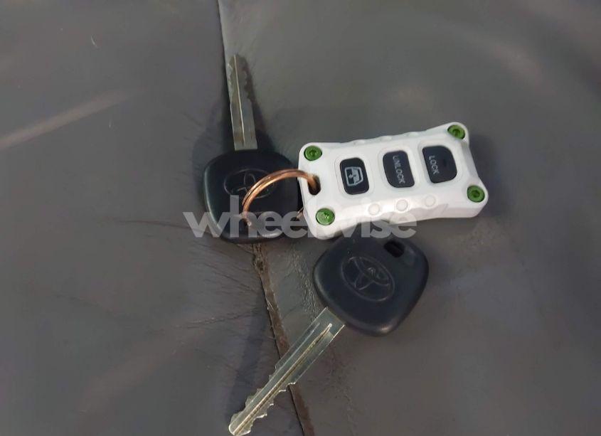 Photo 11 of 2005 Toyota 4runner LIMITED V8 (VIN JTEBT17R250050217)