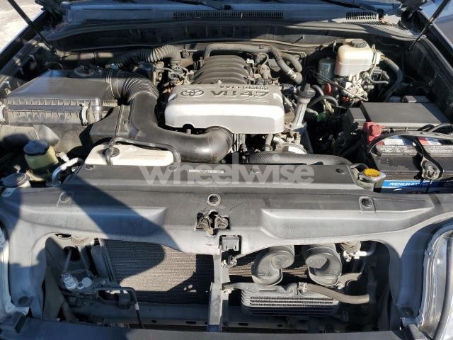 Photo 10 of 2005 TOYOTA 4RUNNER LIMITED (VIN JTEBT17R358022315)