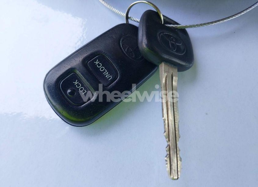 Photo 11 of 2007 Toyota Fj CRUISER (VIN JTEBU11F070050828)