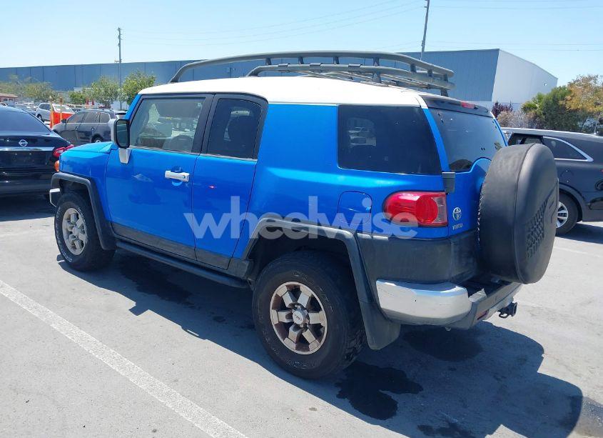 Photo 3 of 2007 Toyota Fj CRUISER (VIN JTEBU11F070050828)