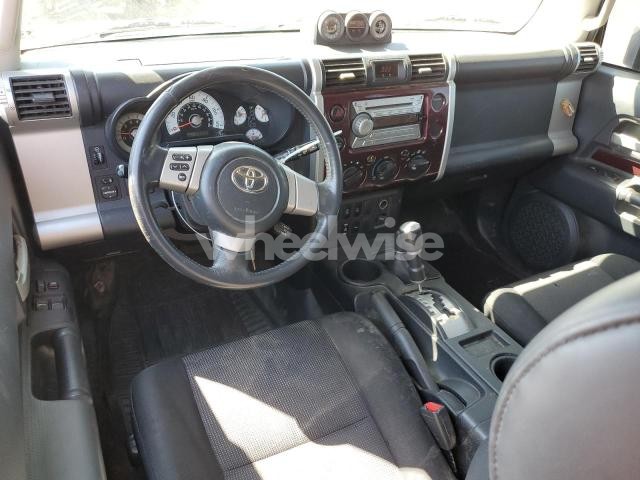 Photo 13 of 2007 TOYOTA FJ CRUISER (VIN JTEBU11F070089466)