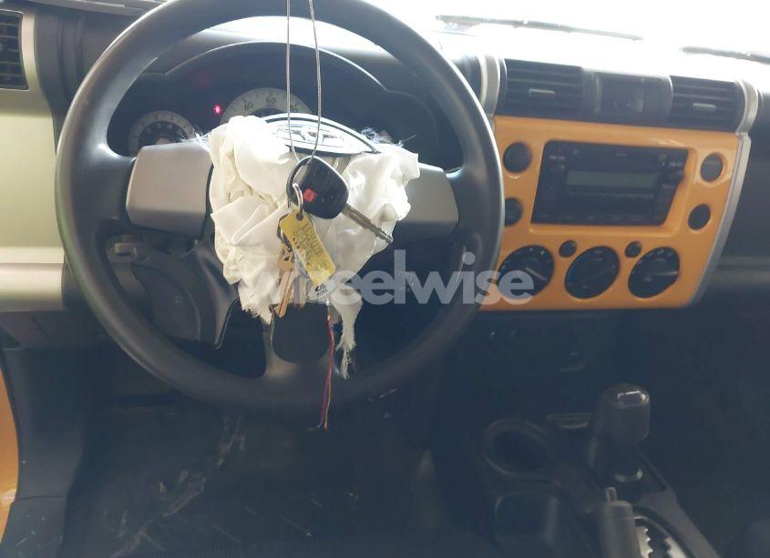 Photo 11 of 2009 Toyota Fj CRUISER (VIN JTEBU11F29K060154)