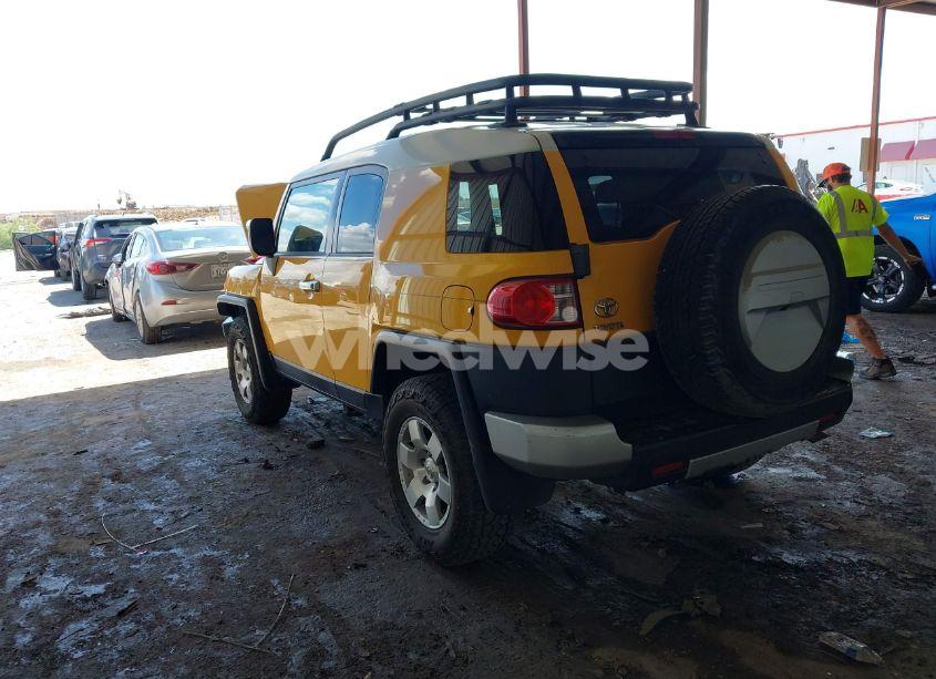 Photo 3 of 2009 Toyota Fj CRUISER (VIN JTEBU11F29K060154)