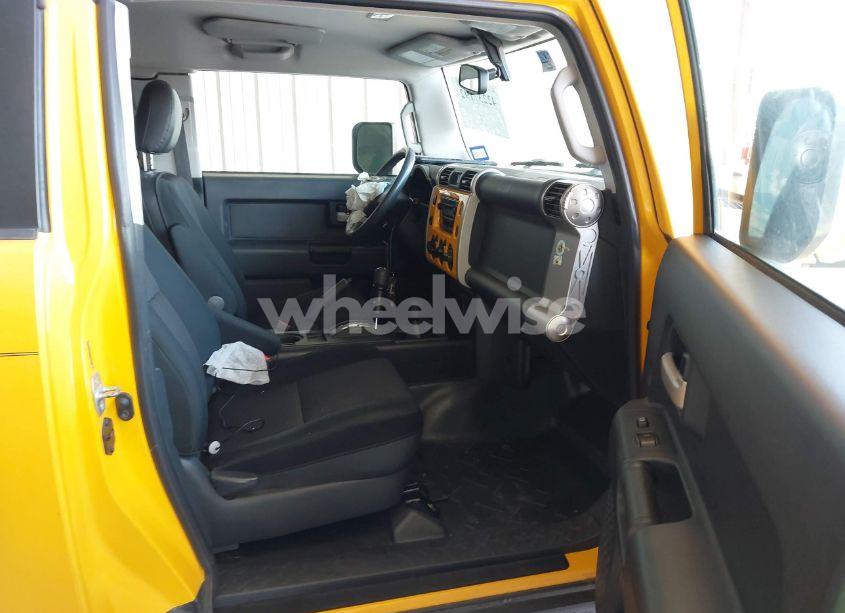 Photo 5 of 2009 Toyota Fj CRUISER (VIN JTEBU11F29K060154)