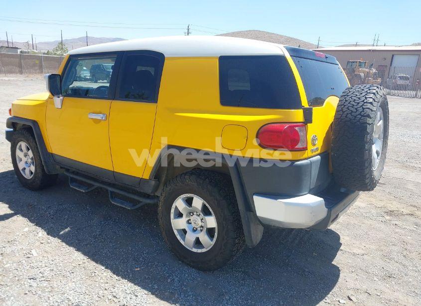 Photo 3 of 2008 Toyota Fj CRUISER (VIN JTEBU11F48K025887)