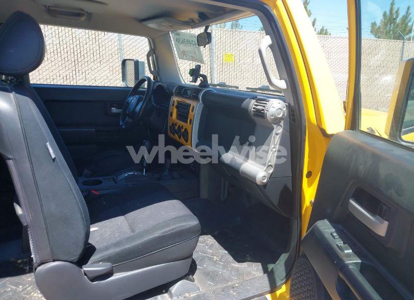 Photo 5 of 2008 Toyota Fj CRUISER (VIN JTEBU11F48K025887)