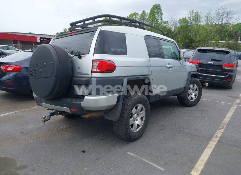 Photo 4 of 2008 Toyota Fj CRUISER (VIN JTEBU11F88K013869)