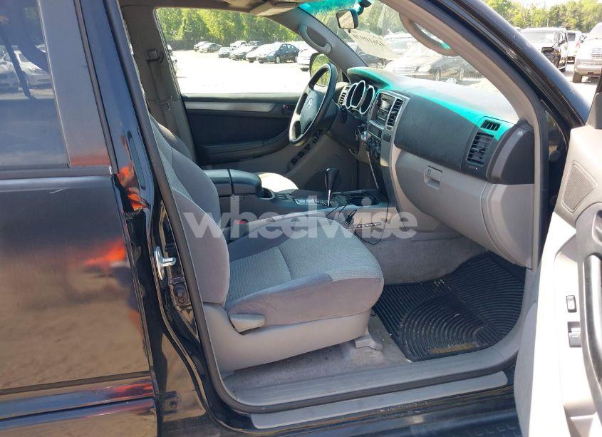 Photo 5 of 2004 Toyota 4runner SR5 V6 (VIN JTEBU14R048021042)