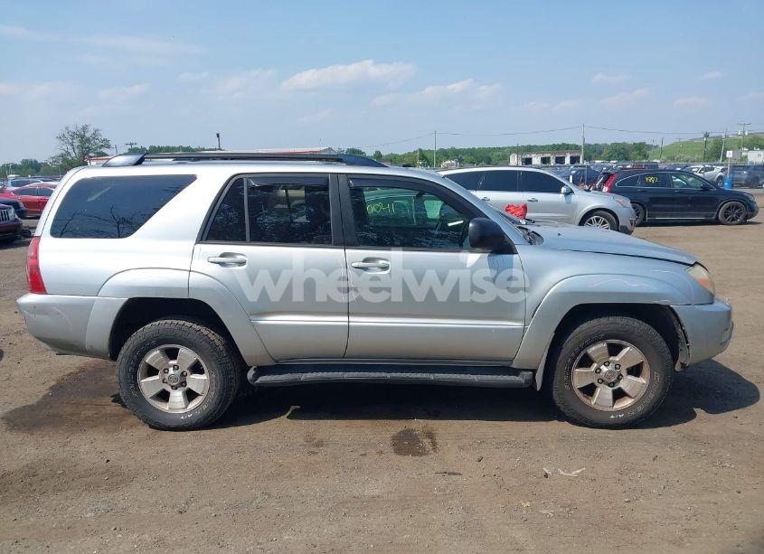 Photo 12 of 2004 Toyota 4runner SR5 V6 (VIN JTEBU14R048027665)