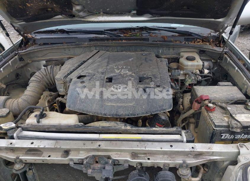 Photo 10 of 2003 Toyota 4runner SR5 SPORT V6 (VIN JTEBU14R130006059)