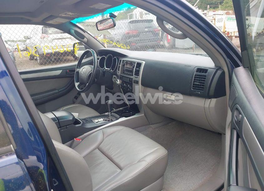 Photo 5 of 2006 Toyota 4runner SR5 V6 (VIN JTEBU14R160087455)