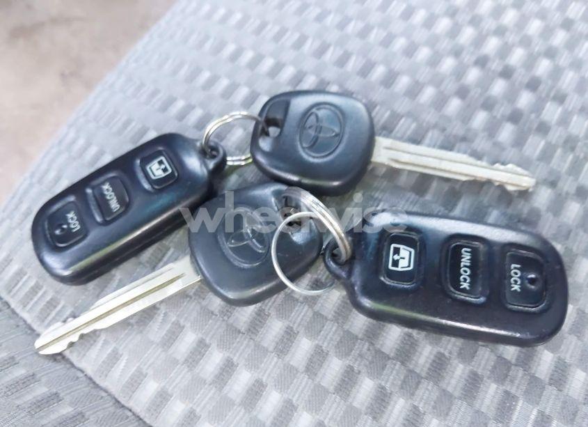 Photo 11 of 2006 Toyota 4runner SR5 V6 (VIN JTEBU14R168052982)