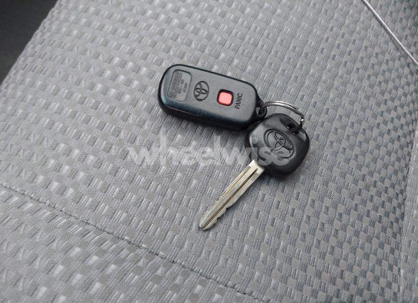 Photo 11 of 2004 Toyota 4runner SR5 V6 (VIN JTEBU14R240033871)