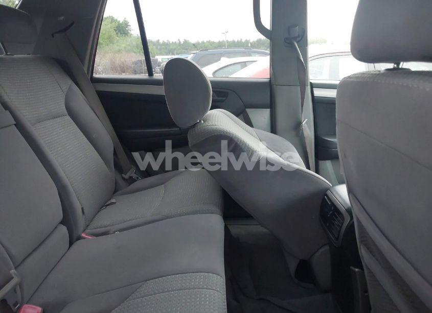 Photo 8 of 2004 Toyota 4runner SR5 V6 (VIN JTEBU14R240033871)