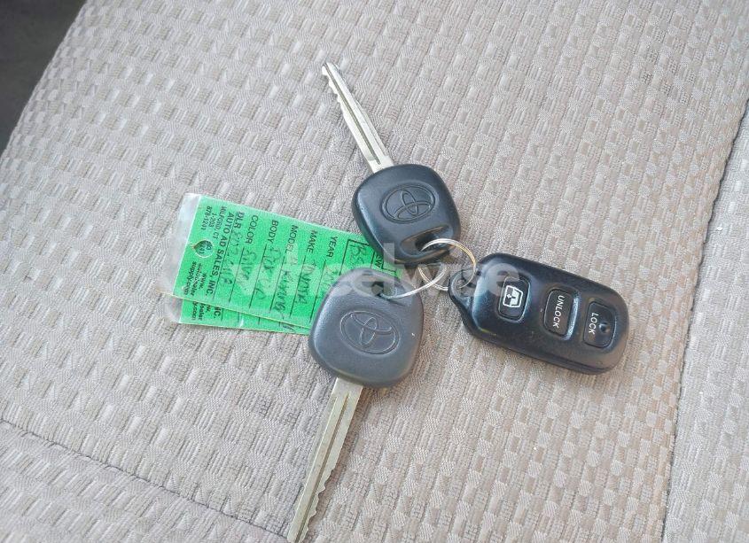 Photo 11 of 2004 Toyota 4runner SR5 V6 (VIN JTEBU14R248020118)