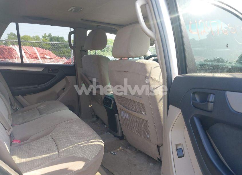 Photo 8 of 2004 Toyota 4runner SR5 V6 (VIN JTEBU14R248020118)