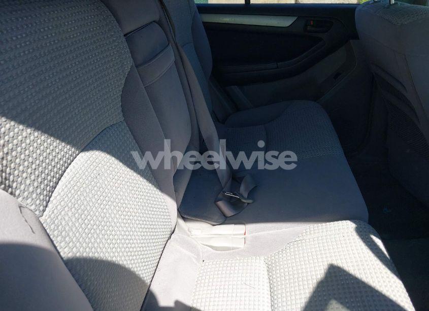 Photo 8 of 2004 Toyota 4runner SR5 V6 (VIN JTEBU14R340042742)