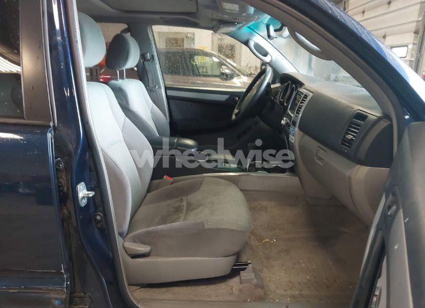 Photo 5 of 2004 Toyota 4runner SR5 V6 (VIN JTEBU14R348028065)