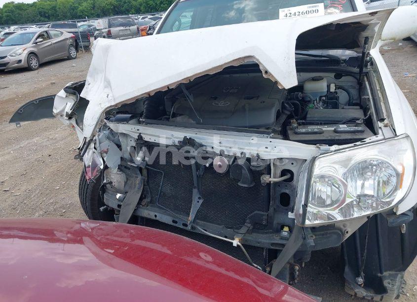 Photo 13 of 2005 Toyota 4runner SR5 SPORT V6 (VIN JTEBU14R350068064)