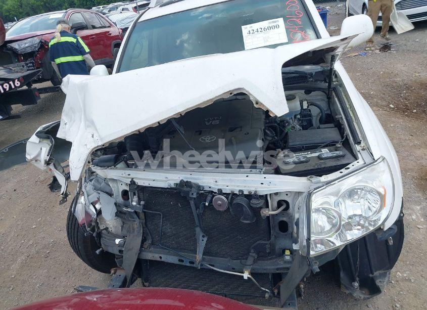 Photo 6 of 2005 Toyota 4runner SR5 SPORT V6 (VIN JTEBU14R350068064)