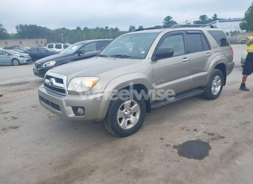 Photo 2 of 2006 Toyota 4runner SR5 V6 (VIN JTEBU14R360080278)