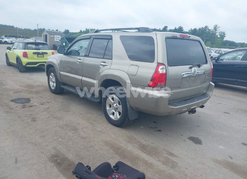 Photo 3 of 2006 Toyota 4runner SR5 V6 (VIN JTEBU14R360080278)