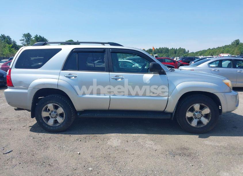 Photo 13 of 2006 Toyota 4runner SR5 V6 (VIN JTEBU14R360098120)