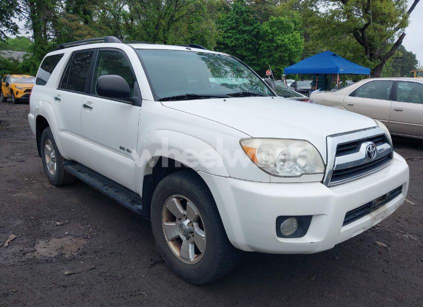 2006 Toyota 4runner SR5 V6 (VIN JTEBU14R460095839) main photo