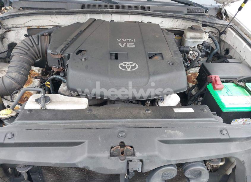 Photo 10 of 2006 Toyota 4runner SR5 V6 (VIN JTEBU14R460095839)