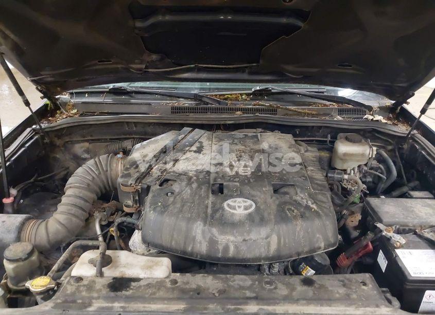 Photo 10 of 2005 Toyota 4runner SR5 SPORT V6 (VIN JTEBU14R558041854)