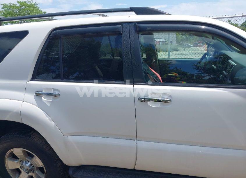 Photo 13 of 2006 Toyota 4runner SR5 V6 (VIN JTEBU14R560095459)