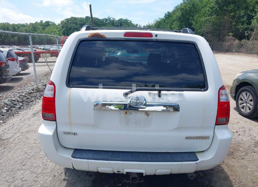 Photo 16 of 2006 Toyota 4runner SR5 V6 (VIN JTEBU14R560095459)