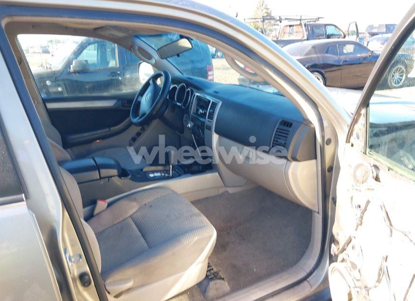 Photo 5 of 2006 Toyota 4runner SR5 V6 (VIN JTEBU14R660081036)