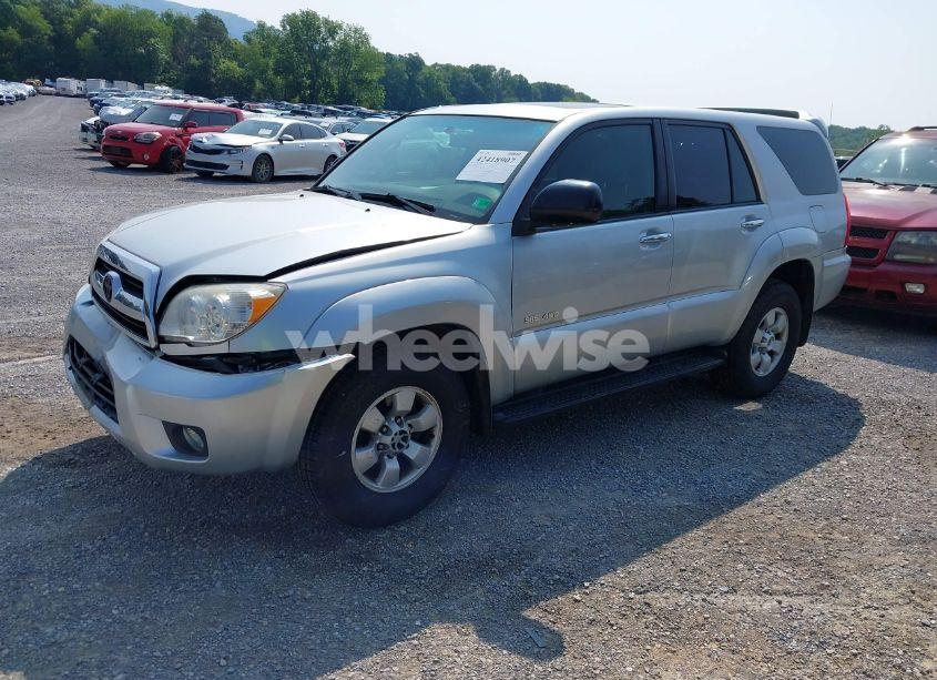 Photo 2 of 2008 Toyota 4runner SR5 V6 (VIN JTEBU14R680130822)