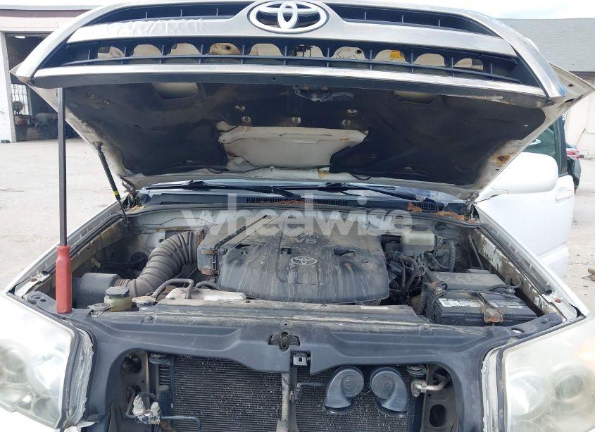 Photo 10 of 2006 Toyota 4runner SR5 SPORT V6 (VIN JTEBU14R760103528)
