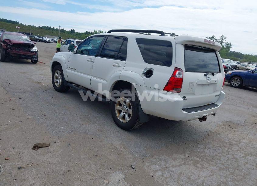 Photo 3 of 2006 Toyota 4runner SR5 SPORT V6 (VIN JTEBU14R760103528)